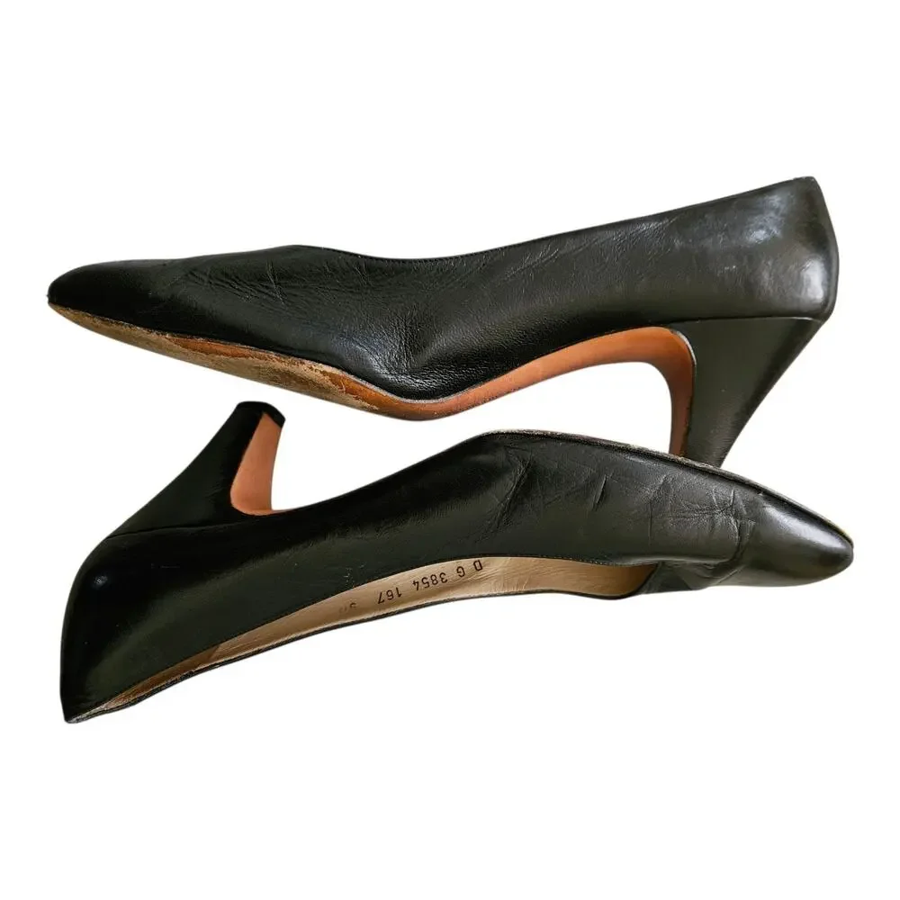 Vintage Ferragamo Classic Black Leather Mid Heel Pumps Size 9.5 D